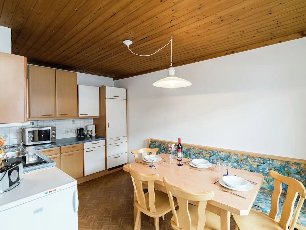 Mountain View Apartment With Sauna In Taxenbach