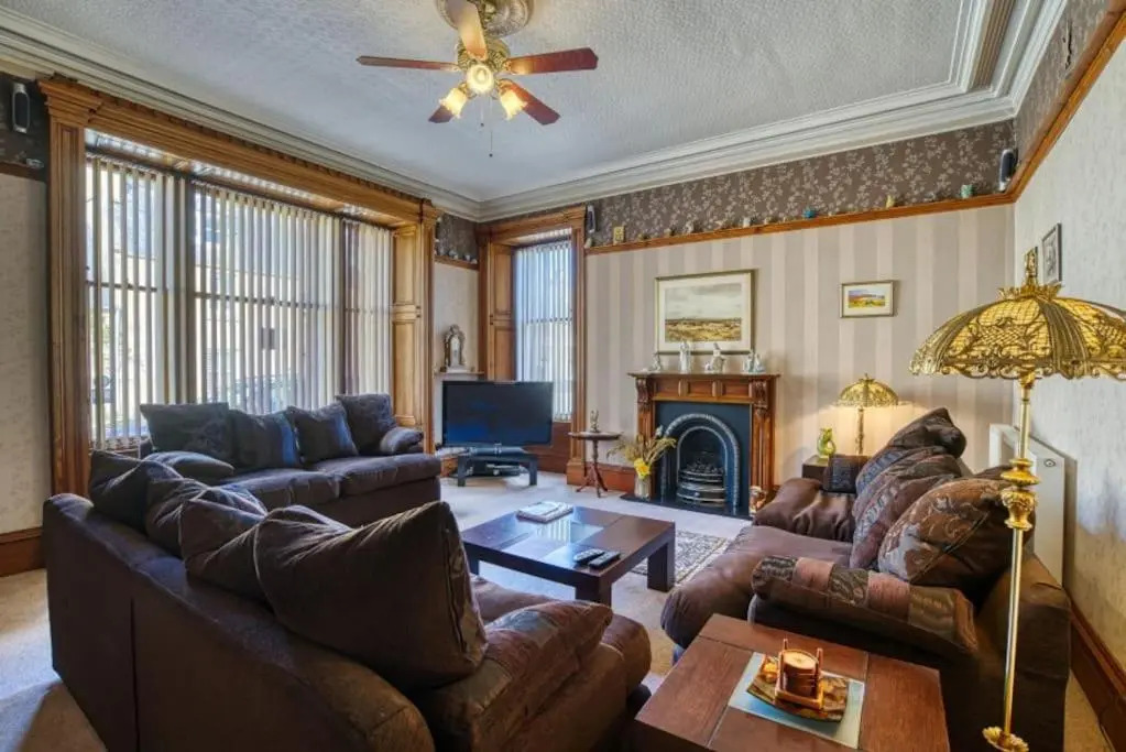 The Old Bank House Self Catering Apartment Dornoch