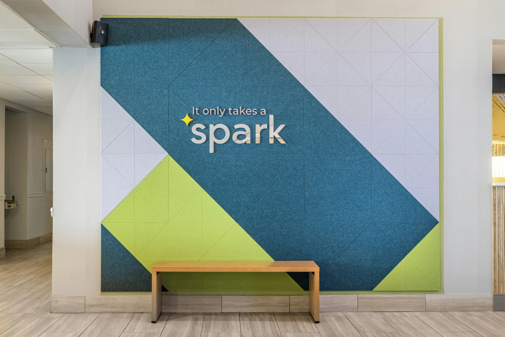 Spark by Hilton La Crosse Onalaska