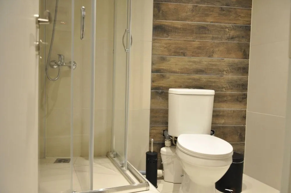 Penthouse Apartments, The Luxury Suites