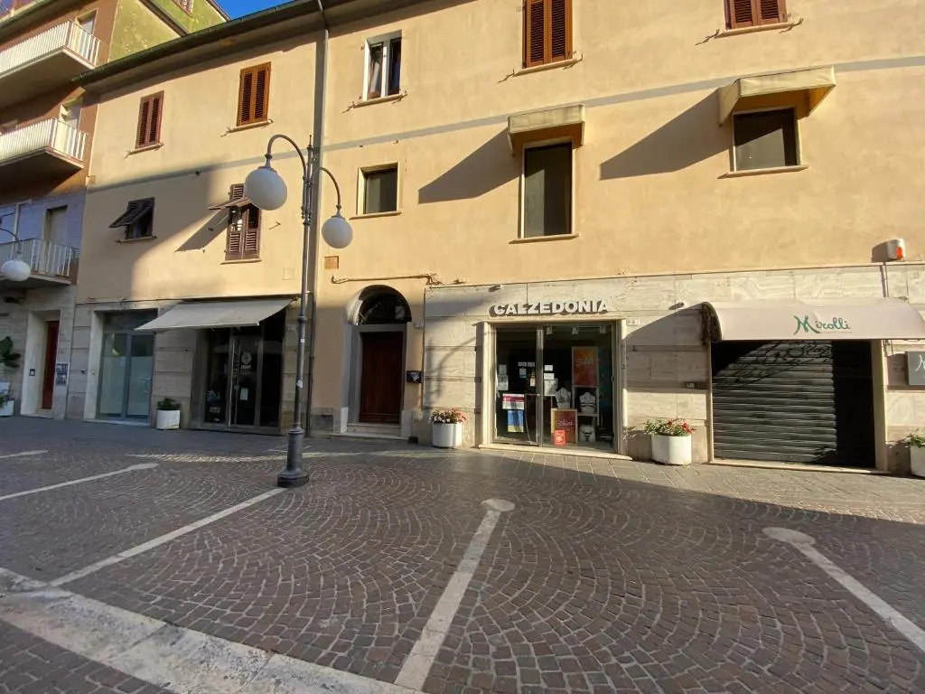 Leone Guest House