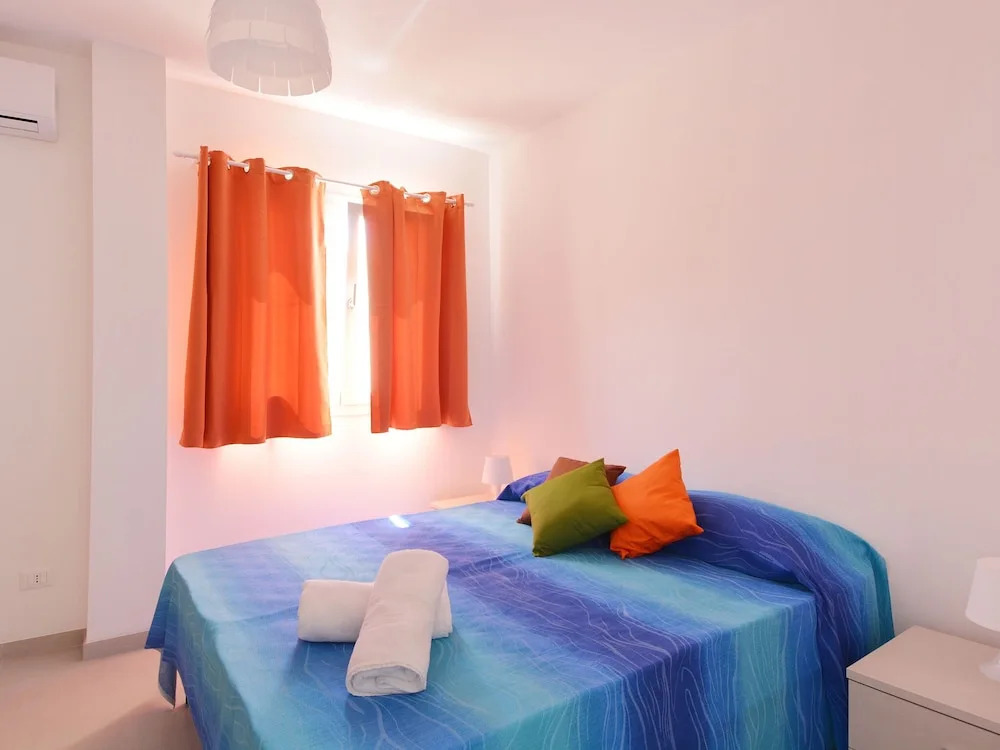 Charming Apartment in Marina Di Ragusa With Pool