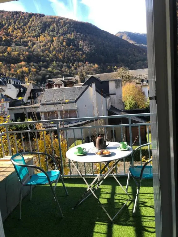 Les Jardins du Casino T2 bis- 4 personnes-Tarif cures