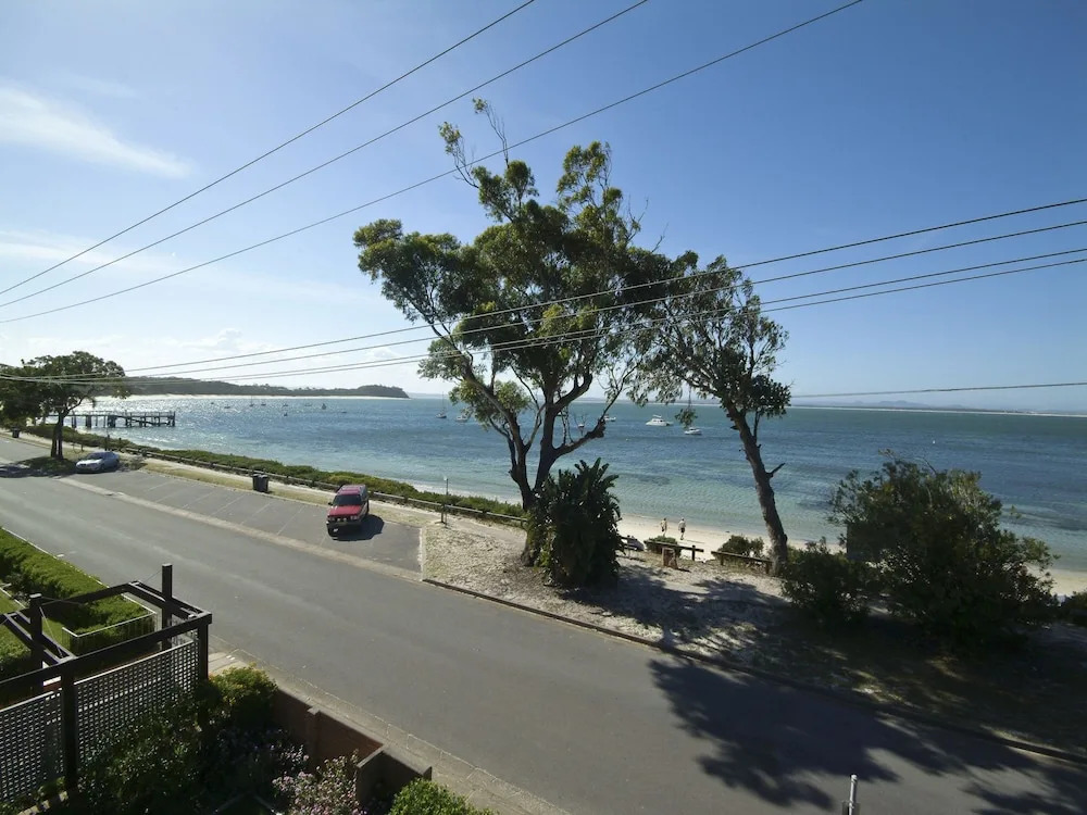 Shoal Towers, Unit 5/11 Shoal Bay Road