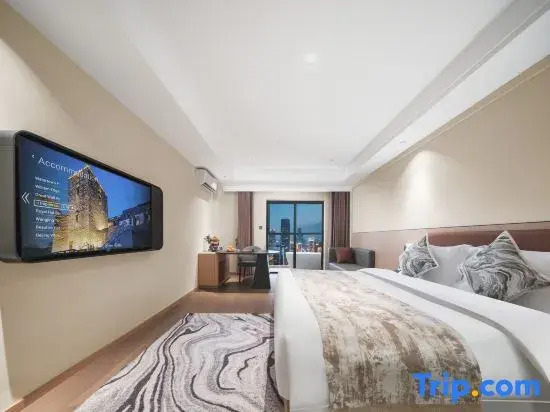 Hongfangzi Hotel (Phoenix Lake Park)