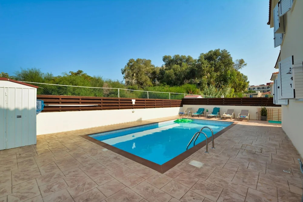 Anasta villa