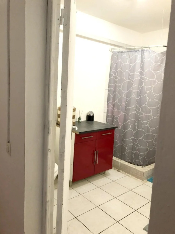 Apartment With one Bedroom in Le Gosier, With Enclosed Garden and Wifi