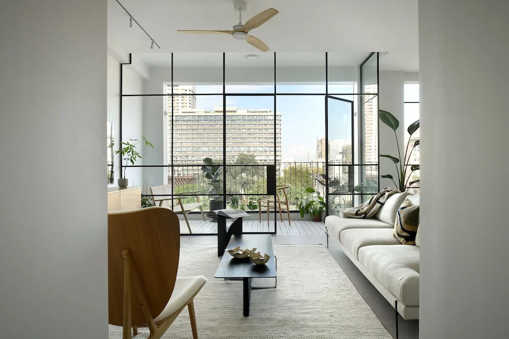Stunning 2BR Apartment in Beeri