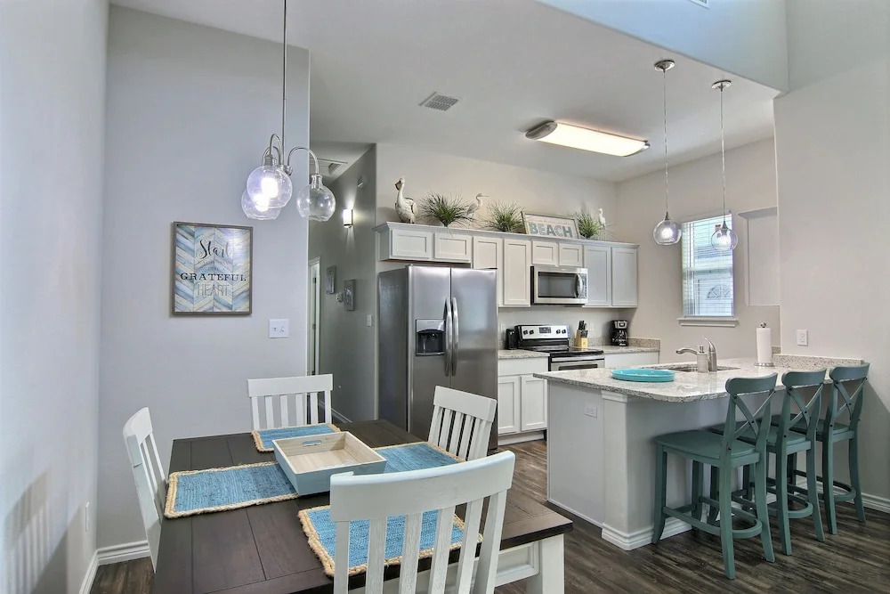 Full Sail 2 Bedrooms 2 Bathrooms Townhouse