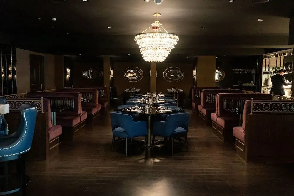 The LaSalle Chicago, Autograph Collection