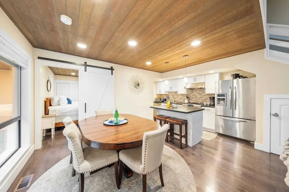 Near Ski, Beach, & Hiking Trails + Clubhouse Pool & Hot Tub Access Juanita Blue by Avantstay