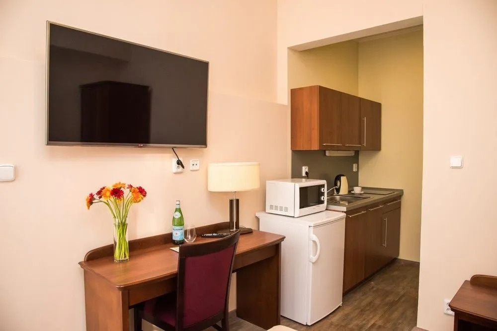 Domus Apartments