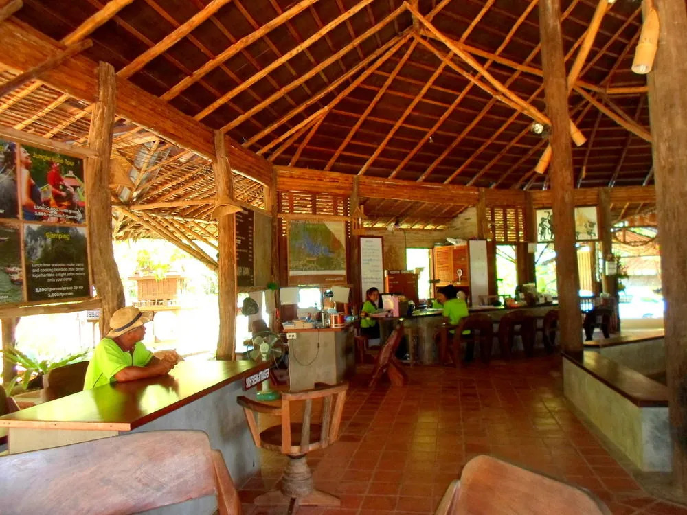 The Cliff and River Jungle Resort ภูผาและลำธารรีสอร์ท
