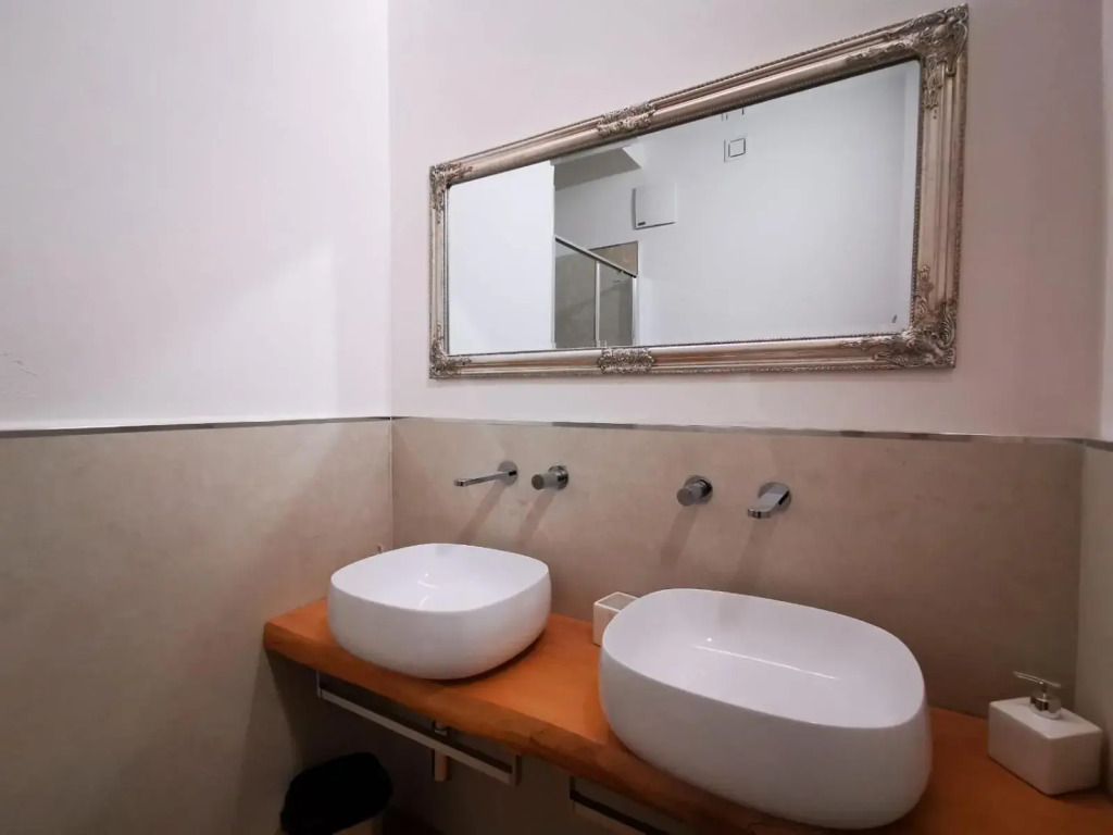 Deluxe 3 Bedrooom Flat in Rialto