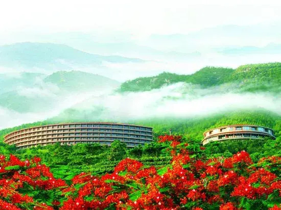 Hakkas Center Hotel
