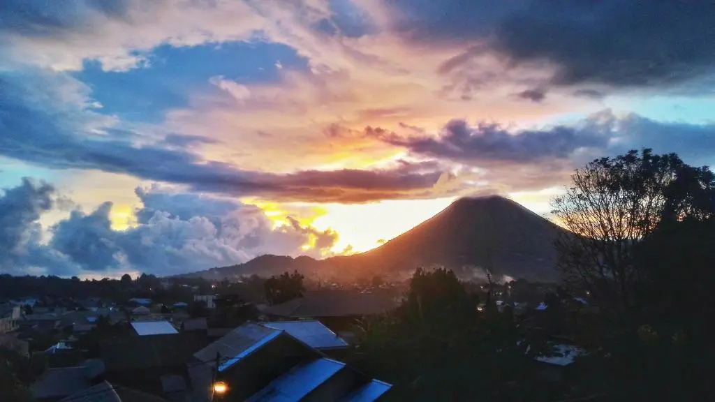 Tulip Inn Tomohon
