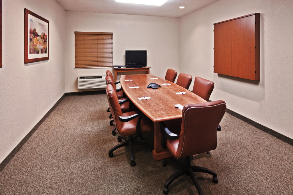 Candlewood Suites Owasso by IHG