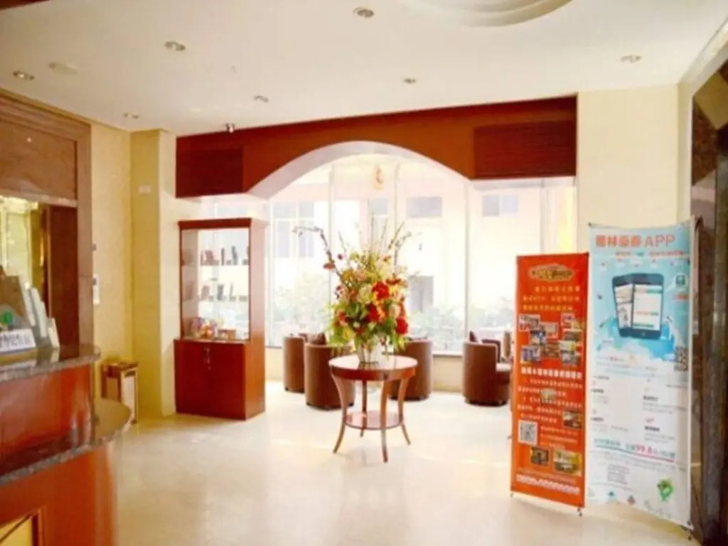 GreenTree Inn ZhenJiang Dingmao Industrial Park Wode Square Express Hotel