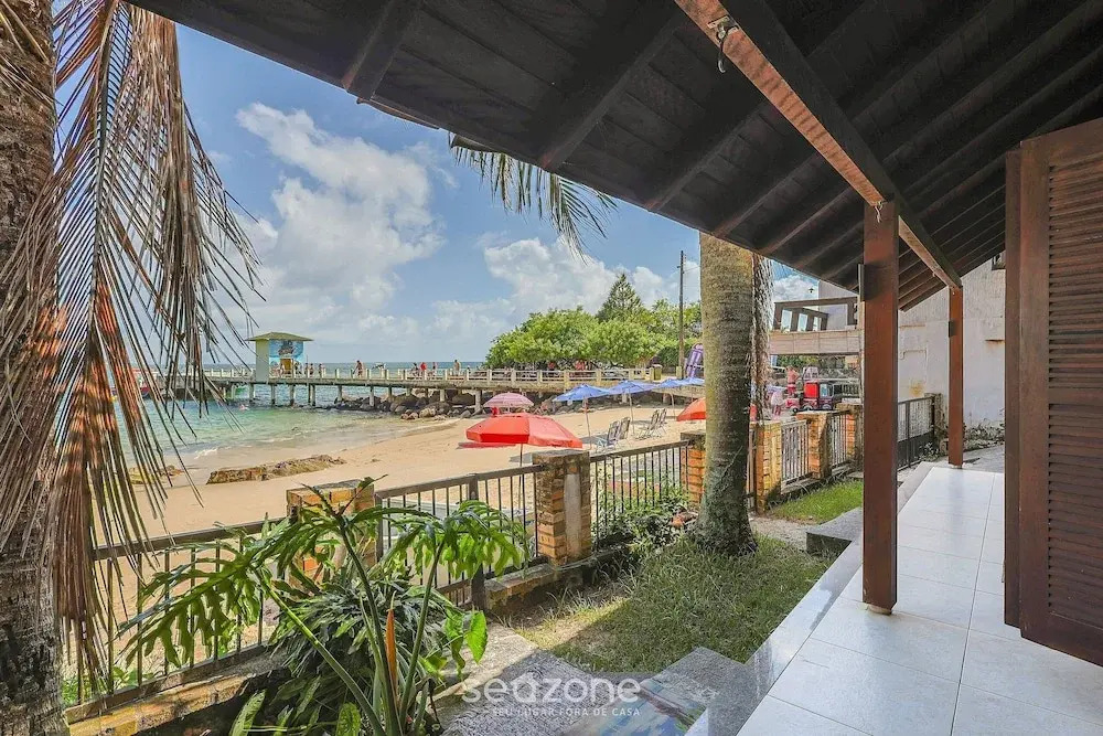 3 B Beachfront House w/ Barbecue Bombinhas Sdn042