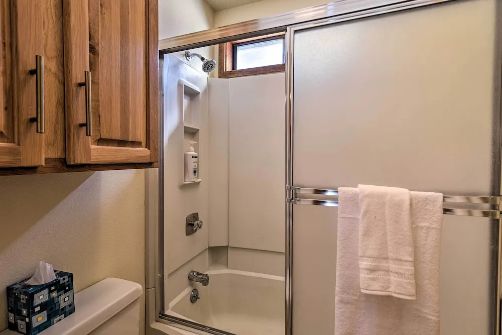 Warm Townhome w/ Sauna at Angel Fire Ski Lift