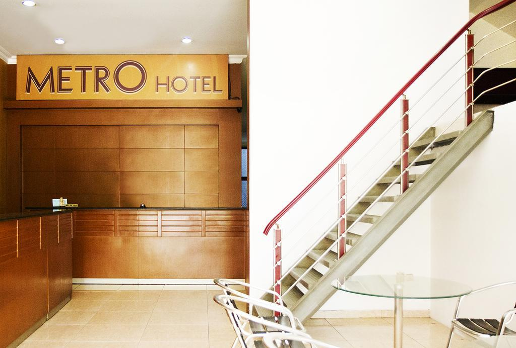 Metro Hotel