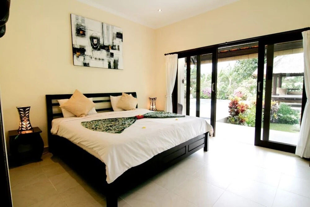 Villa Beranda, Open Stylish Villa, With Staff, By The Beach In Lovina, Bali