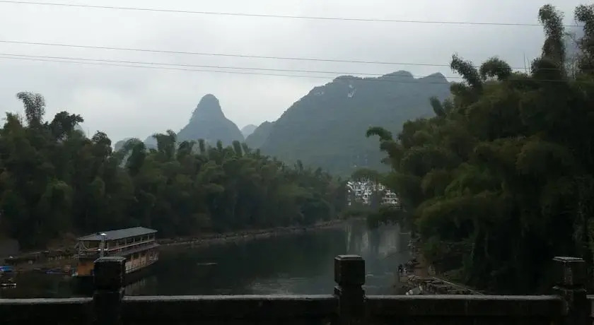 Ying Shan Hong Hotel