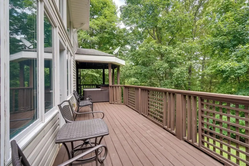 Gatlinburg Cabin Rental: 3 Mi to Downtown