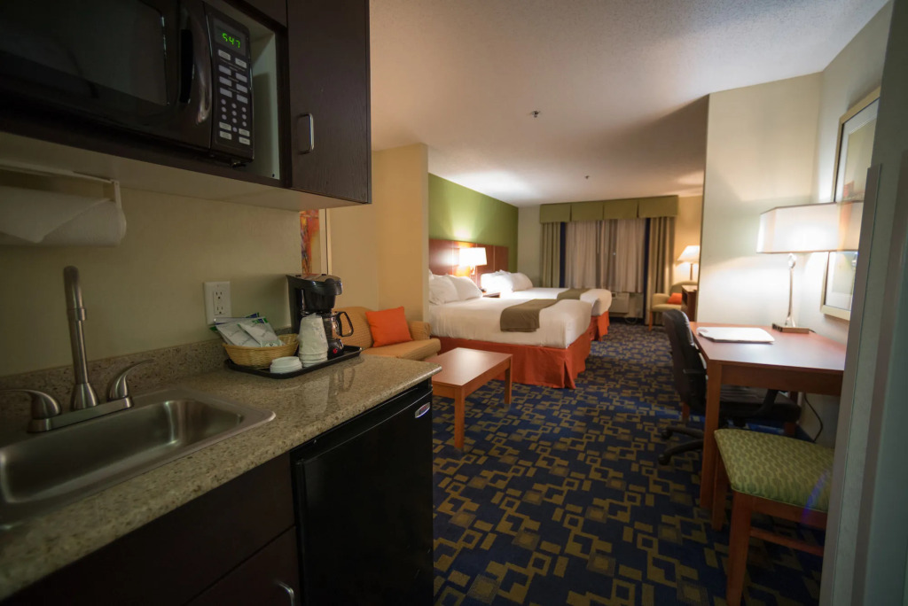 Holiday Inn Express Hotel & Suites Wake Forest - Raleigh North by IHG