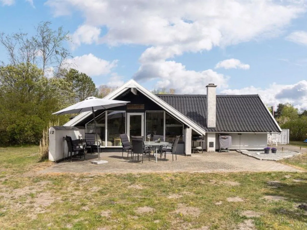 Holiday Home Arnfin - 160m from the sea by Interhome