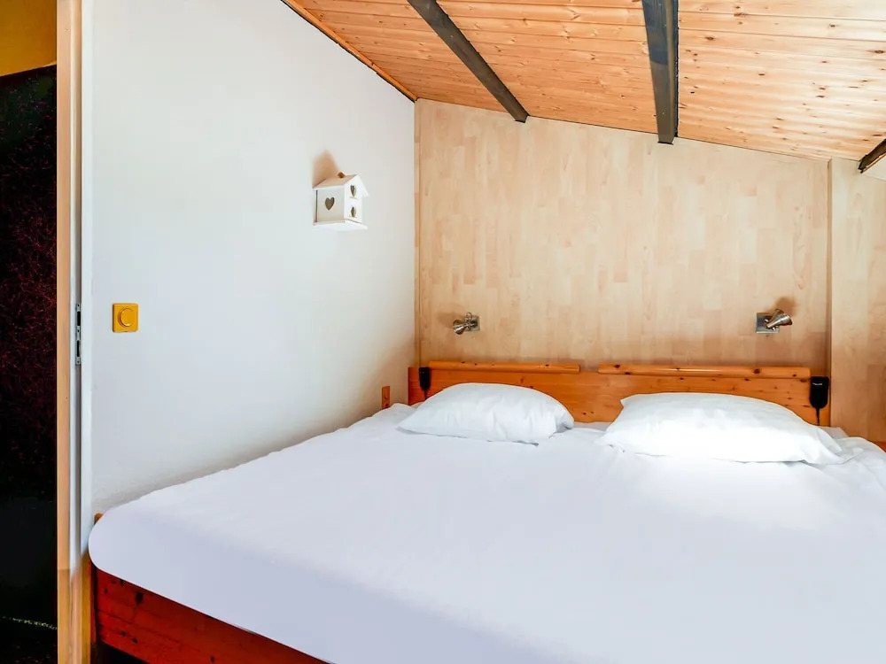 Cozy Holiday Home in Kortgene near Lake Veerse