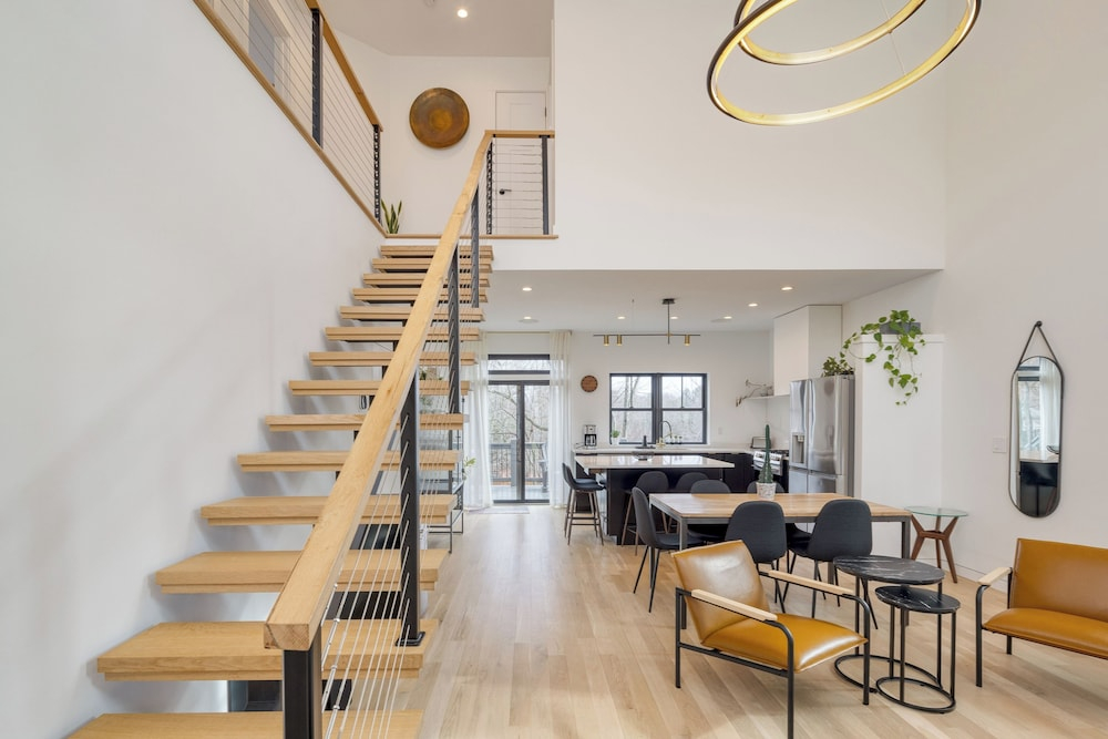 Casa Grada by Avantstay Loft-style Group Retreat