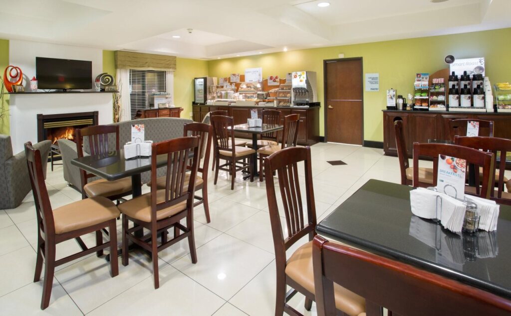 Holiday Inn Express & Suites Tell City by IHG