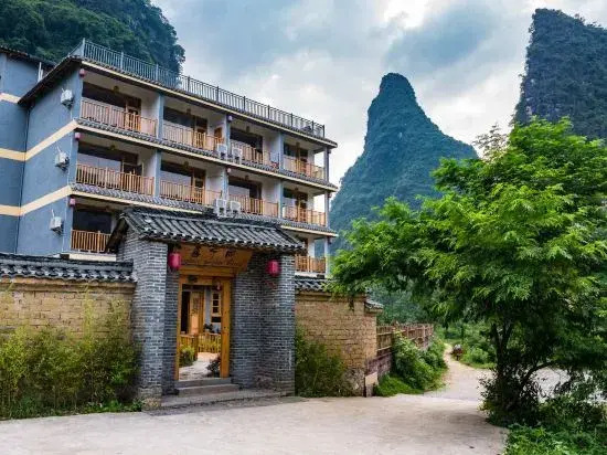 Yangshuo Xining Ge Inn (Yulong River National Tourist Resort)