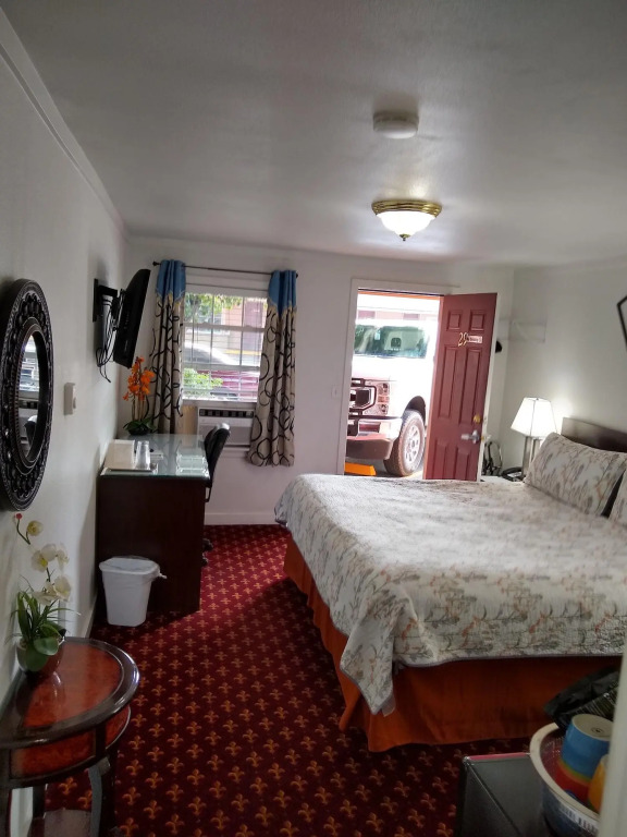 Holiday Motel Bend