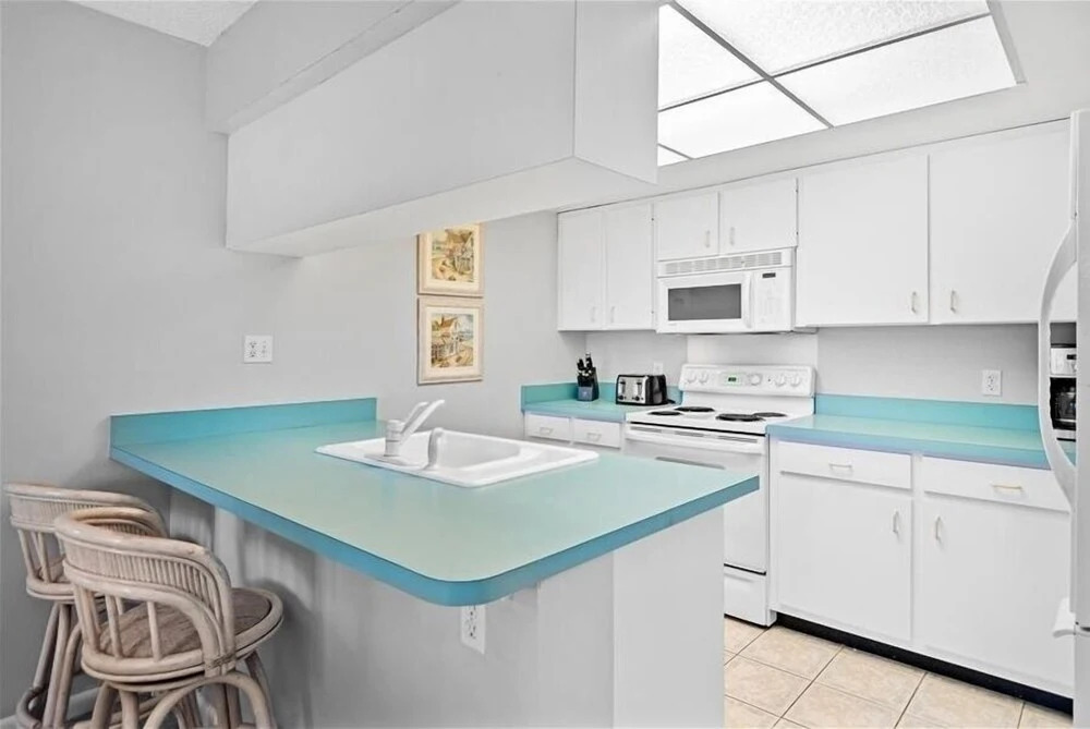 Sea Oats 241 2 Bedroom Condo by RedAwning