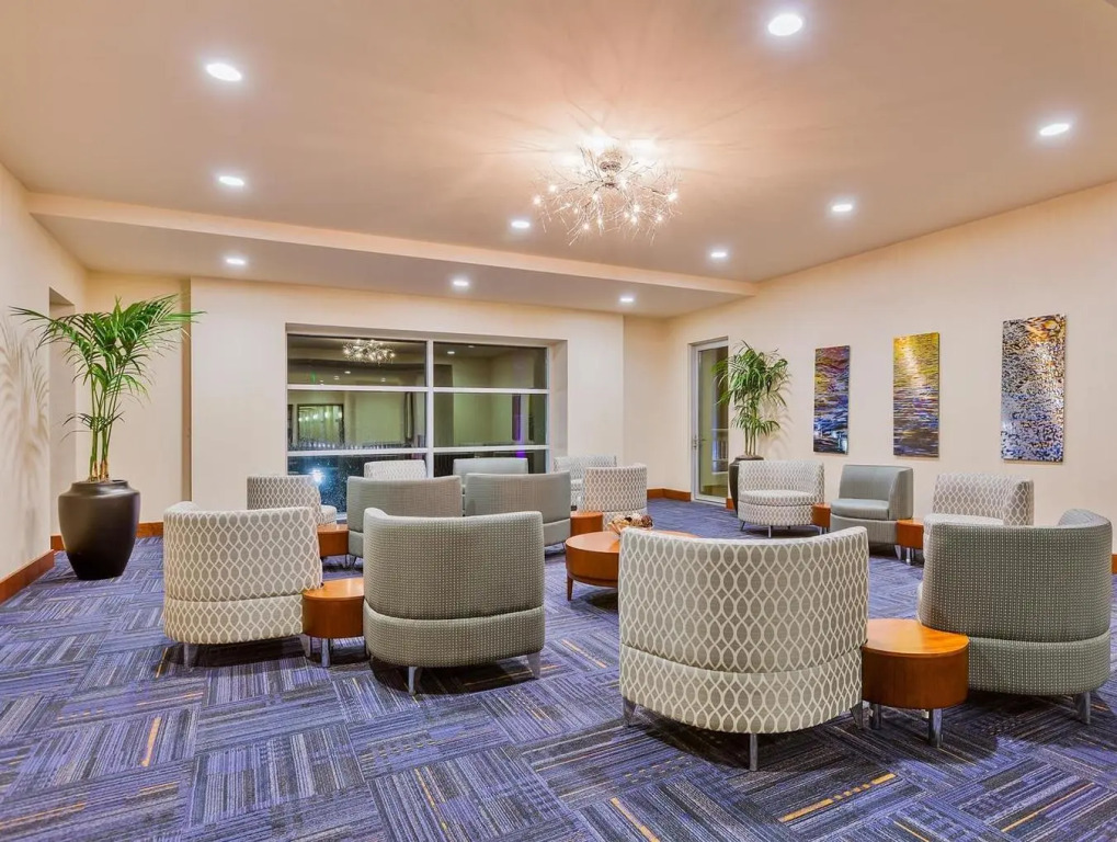Hampton Inn & Suites Owensboro Downtown Waterfront