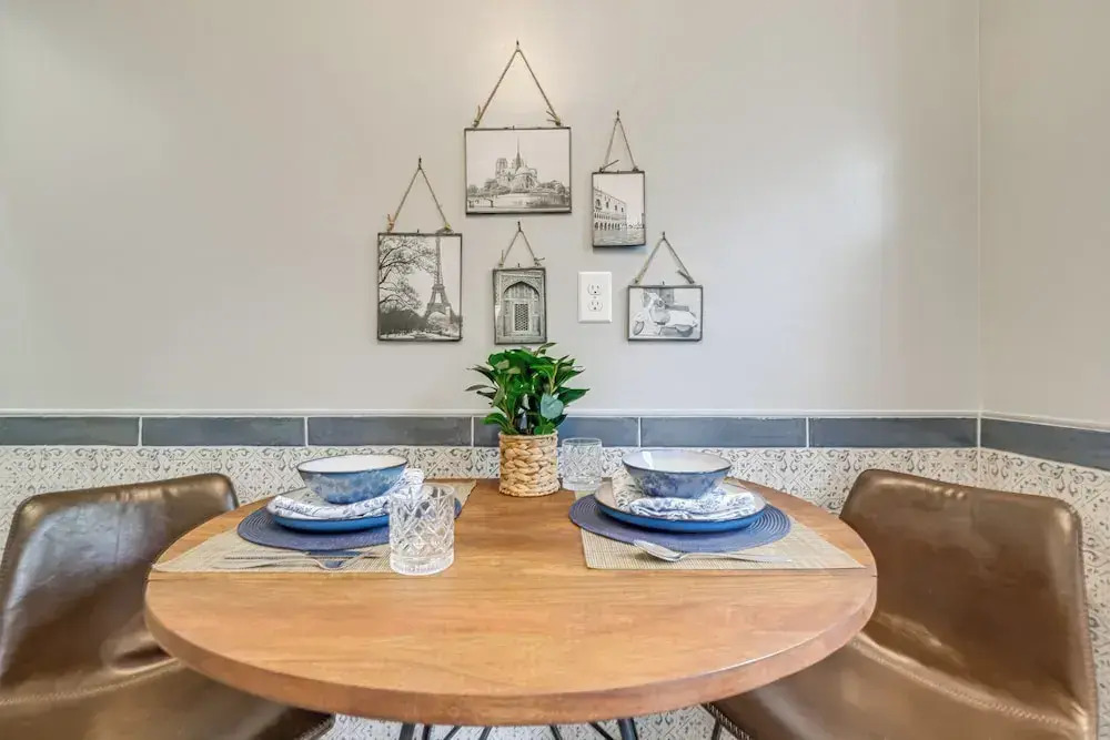 1 Mi to Old Town Alexandria: Townhome w/ Patio