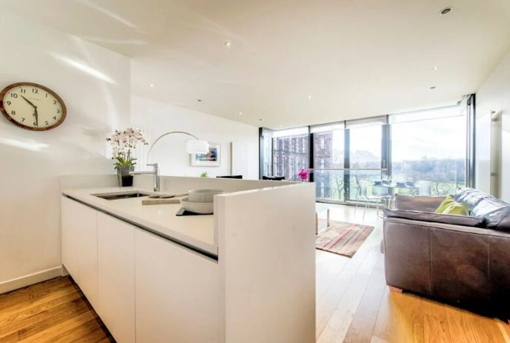 Luxury Quartermile Apart