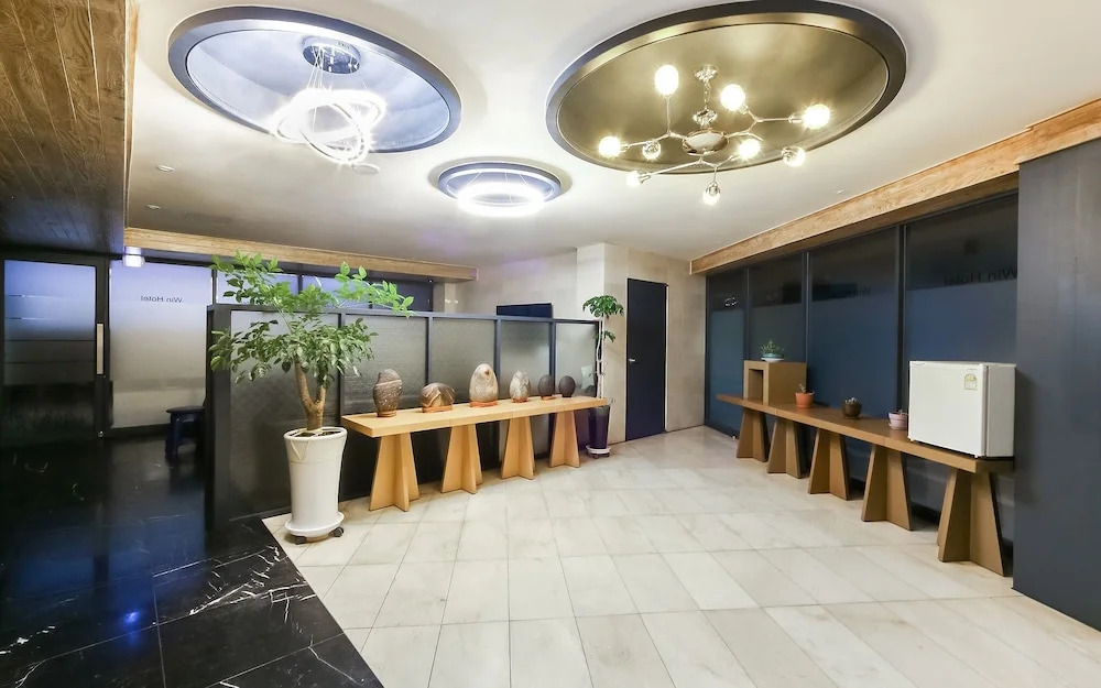 Geoje Win Hotel