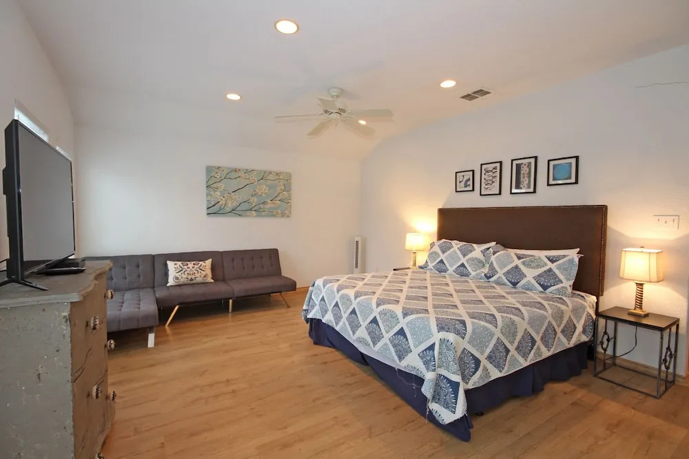 Jacks River Haus and Studio Apartment Combo 144412 by RedAwning