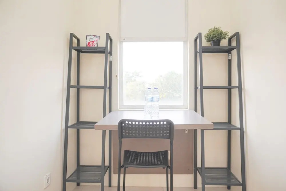 Homey And Simply Look Studio Belmont Residence Puri Apartment