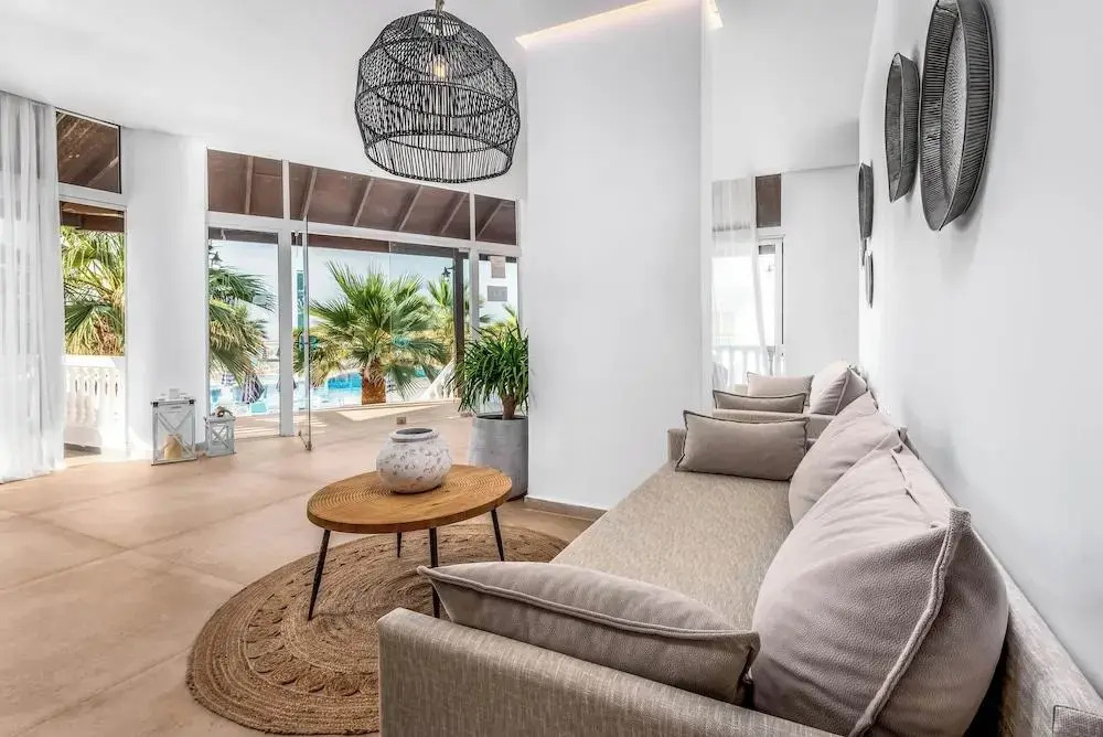 Elvita Beach Hotel