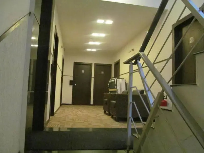Shilton Residence Hotel