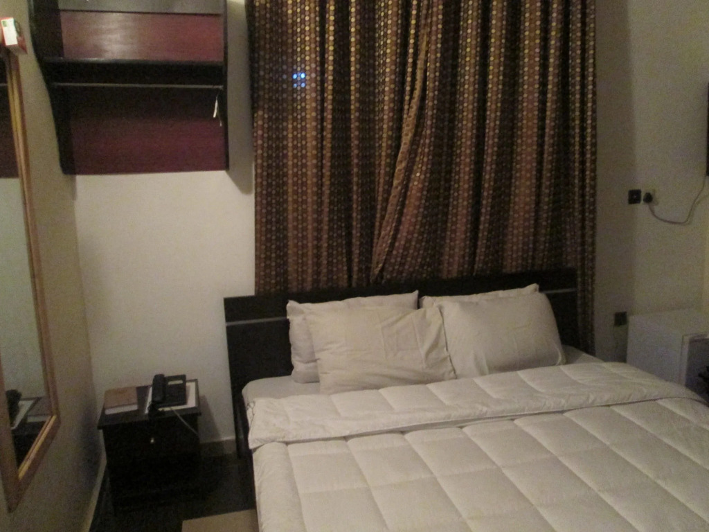 Habbot Hotels
