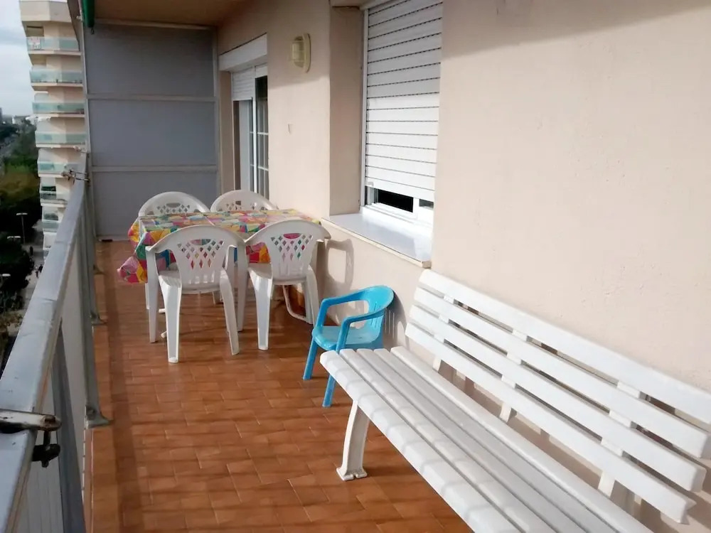 Apartment with 2 Bedrooms in Malgrat de Mar, with Wonderful Sea View, Pool Access And Enclosed Garden - 400 M From the Beach