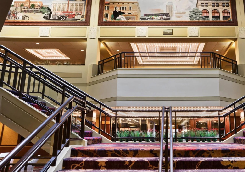 Sheraton Springfield Monarch Place Hotel