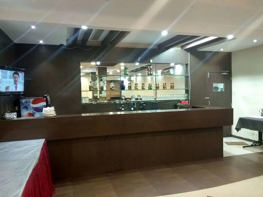 JK Rooms 108 Hotel Royal Regency
