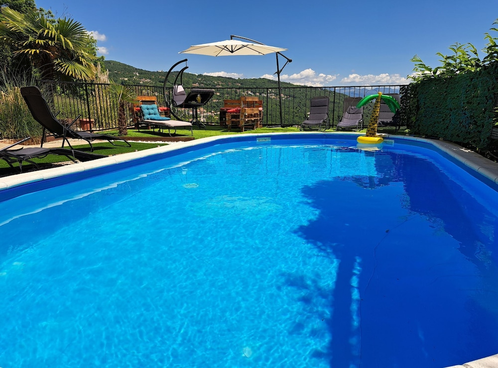 Beautiful Unique Family Villa Emily