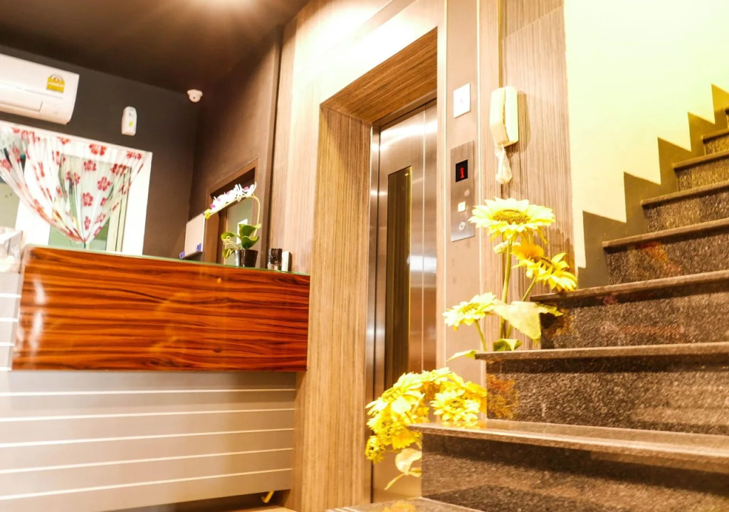 D-Box Hostel